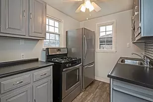 852 Middle, Baldwin Twp, PA 15234 - Photo 6