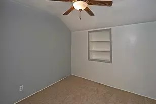 852 Middle, Baldwin Twp, PA 15234 - Photo 12