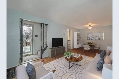 852 Middle, Baldwin Twp, PA 15234 - Photo 2