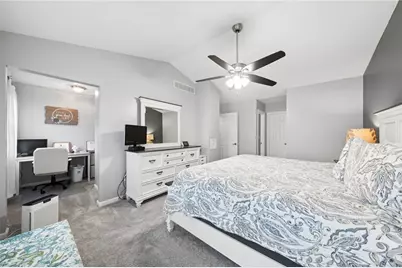 1111 Redoak Dr, Penn Twp, PA 15636 - Photo 18