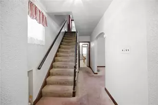 456 3rd St, Clairton, PA 15025 - Photo 4