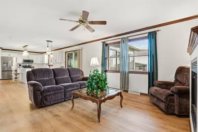 1370 Spyglass Hl, Hempfield Township, PA 15601 - Photo 14