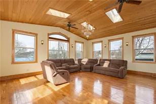 254 Maple St, Slippery Rock, PA 16057 - Photo 6