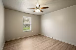2007 Moccasin Dr, South Strabane, PA 15301 - Photo 24