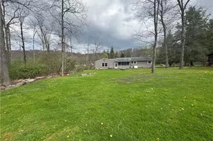 132 School St, Ligonier Township, PA 15655 - Photo 4