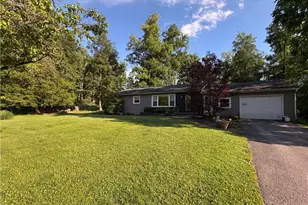 132 School St, Ligonier Township, PA 15655 - Photo 2