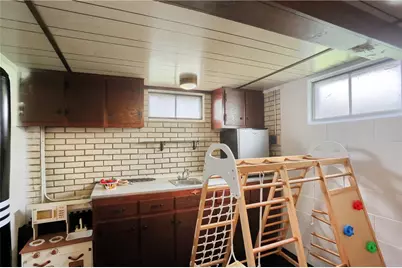 137 Lapin Ln, Pulaski Township, PA 16143 - Photo 38