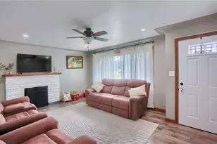 137 Lapin Ln, Pulaski Township, PA 16143 - Photo 10