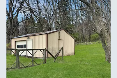 1135 N Liberty St, Taylor Township, PA 16102 - Photo 10