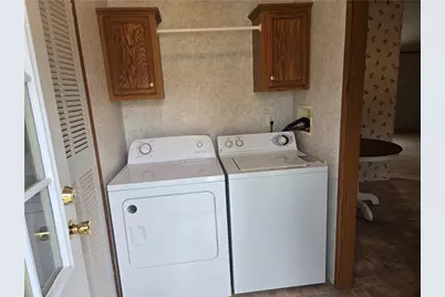 703 Dauphin Dr, Cranberry Township, PA 16066 - Photo 10