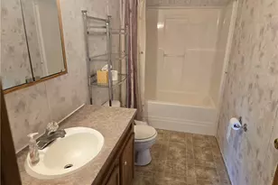 703 Dauphin Dr, Cranberry Township, PA 16066 - Photo 14