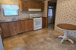 703 Dauphin Dr, Cranberry Township, PA 16066 - Photo 6