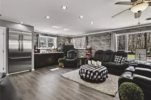 690 Main St, Vintondale, PA 15961 - Photo 16