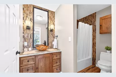 1106 Highland Ave, Harmony Township, PA 15003 - Photo 16