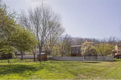 34 Fieldstone Pl, Zelienople, PA 16063 - Photo 34