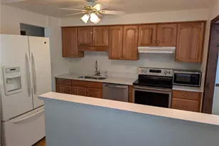 105 Ramage Rd, Pittsburgh, PA 15214 - Photo 8