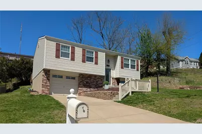 105 Ramage Rd, Pittsburgh, PA 15214 - Photo 1