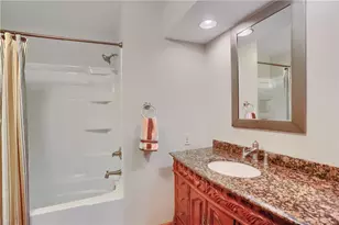 110 Larkspur Cir, Penn Township, PA 16002 - Photo 32