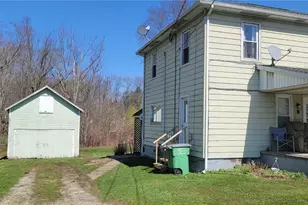 437-439 Penn St, Linesville Boro, PA 16424 - Photo 2