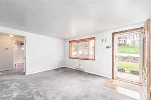 112 Neilson Dr, Jefferson Hills, PA 15025 - Photo 2
