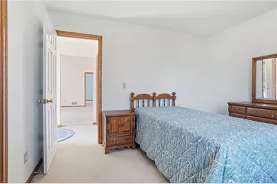 1064 Timberwood Dr, Chippewa Township, PA 15010 - Photo 22