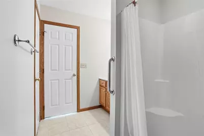 1064 Timberwood Dr, Chippewa Township, PA 15010 - Photo 20