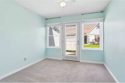 1064 Timberwood Dr, Chippewa Township, PA 15010 - Photo 14