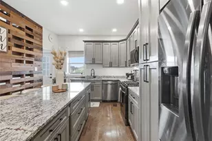 5239 Stanton Ave, Pittsburgh, PA 15201 - Photo 8