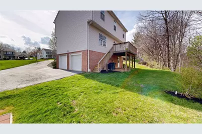104 Whitetail Dr, Chippewa Township, PA 15010 - Photo 4
