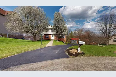 104 Whitetail Dr, Chippewa Township, PA 15010 - Photo 2