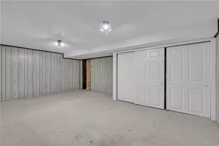 100 Green Forest Dr, Economy, PA 15005 - Photo 36