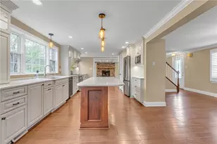 100 Green Forest Dr, Economy, PA 15005 - Photo 10