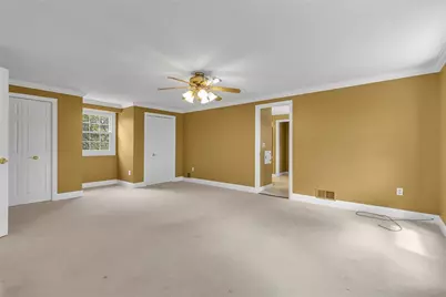 100 Green Forest Dr, Economy, PA 15005 - Photo 22