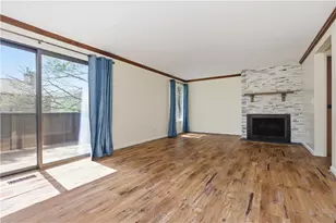 146 Locust Ct, Ross Twp, PA 15237 - Photo 10