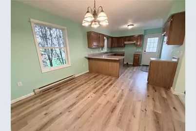 402 W Poplar Street, Grove City Boro, PA 16127 - Photo 8