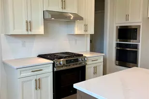 317 Pine Wood Dr, Adams Township, PA 16046 - Photo 8