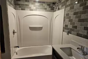 330 W Venango, Mercer Boro, PA 16137 - Photo 20