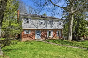 108 Oxbridge Dr, Ross Twp, PA 15237 - Photo 2