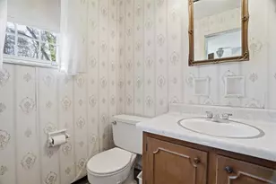 108 Oxbridge Dr, Ross Twp, PA 15237 - Photo 16