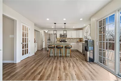 8025 Jordan Court, Moon/Crescent Twp, PA 15108 - Photo 14