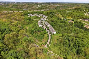 242 Grace Manor Dr, Robinson Twp, PA 15108 - Photo 28