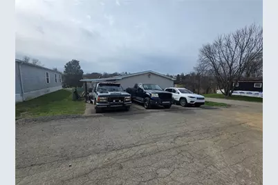 1216 Sherwood Dr, Elizabeth Twp/Boro, PA 15037 - Photo 2