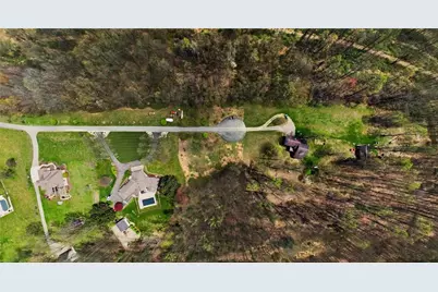 202R Eagles Ln, Murrysville, PA 15668 - Photo 8