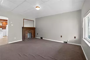 1063 Muldowney Ave, Pittsburgh, PA 15207 - Photo 10