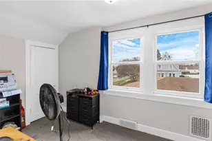 2003 Delaware Ave, New Castle, PA 16105 - Photo 14