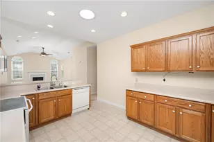 2074 Winchester Ct, Connoquenessing Township, PA 16053 - Photo 20