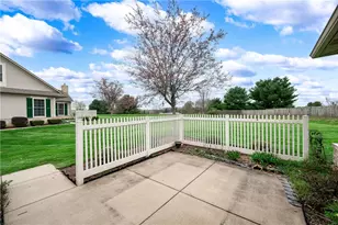 2074 Winchester Ct, Connoquenessing Township, PA 16053 - Photo 8