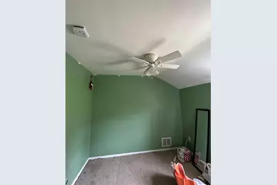 5360 Spring Valley Drive, Pittsburgh, PA 15236 - Photo 8