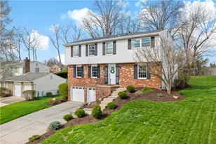 315 Challen Dr, Pittsburgh, PA 15236 - Photo 2
