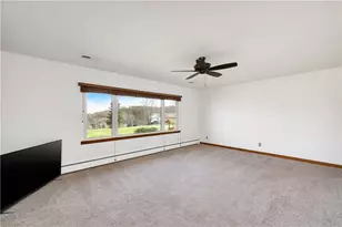 120 Valley View Dr, Summit Township, PA 16002 - Photo 10